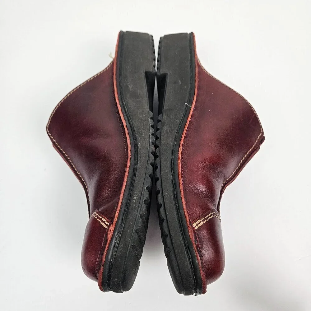 Naot Brick Red Leather Slip On Cap Toe Clog Mule EU 41/US 10 - Picture 4 of 10
